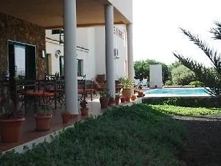 Surfescape Fuerteventura Bed & Breakfast