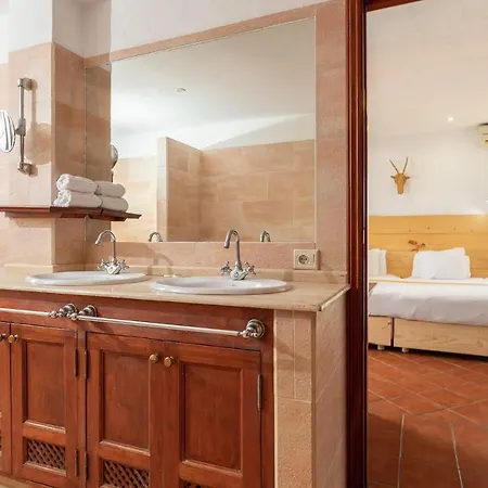 Couette-café Surfescape Fuerteventura 4*