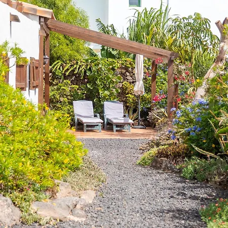 Surfescape Fuerteventura Bed & Breakfast Lajares